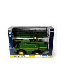 021320 KOMBAJN J.D.T670I CTY
